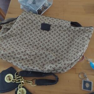 COPY - Luxury Handbag Fixtures (Fendi, Coach, Michael Kors, Celine, Tory⚜️